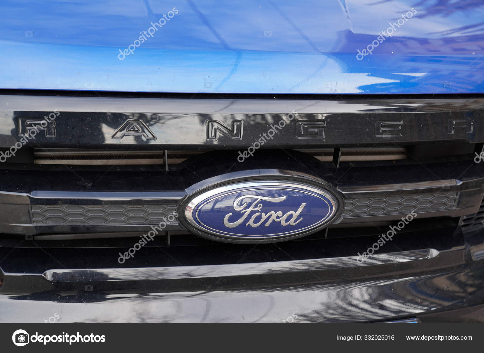 Ford grill -  France