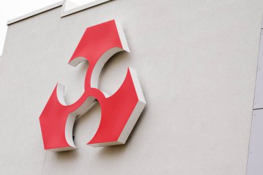 Bordeaux, Aquitaine / Fransa - 01: 15 2020: kredi karşılıklı Fransız bankası logosu ofis tabelası bina cephesi sokak cephesi