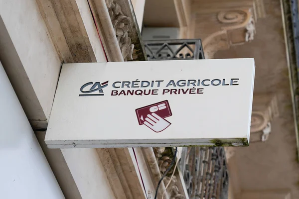 Burdeos Aquitania Francia 2020 Credit Agricole Banque Privee Store Logo — Foto de Stock