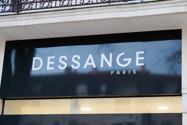 Bordeaux Aquitaine France 2020 Jacques Dessange Paris Logo Hairdresser Shop — 스톡 사진