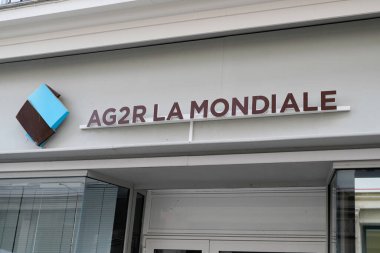 Bordeaux, Aquitaine / Fransa - 02 02 02 02 2020: Ag2r La Mondiale Fransız çok uluslu küresel sigorta şirketi küresel sigorta hizmetleri ek emeklilik fonu
