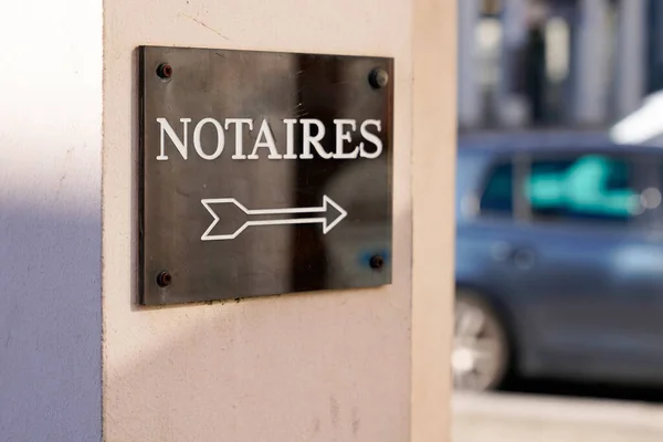 Notaire Panneau Fléché Logo Entrée Bâtiment Bureau Pour Français Notaire — Photo