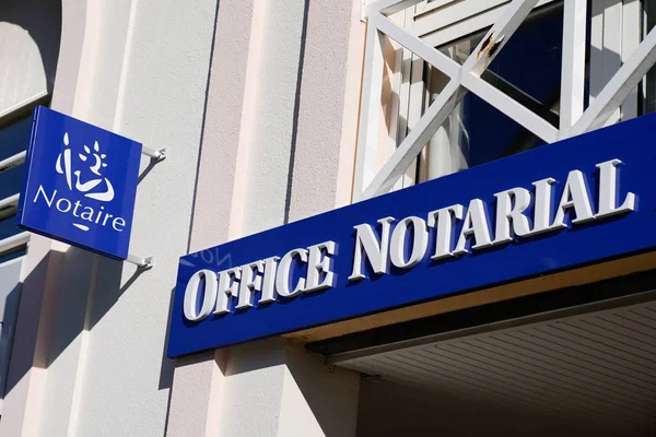 Notaire Office Entrance Plate Notary Building French Agreements Document Legal — Stock Photo, Image