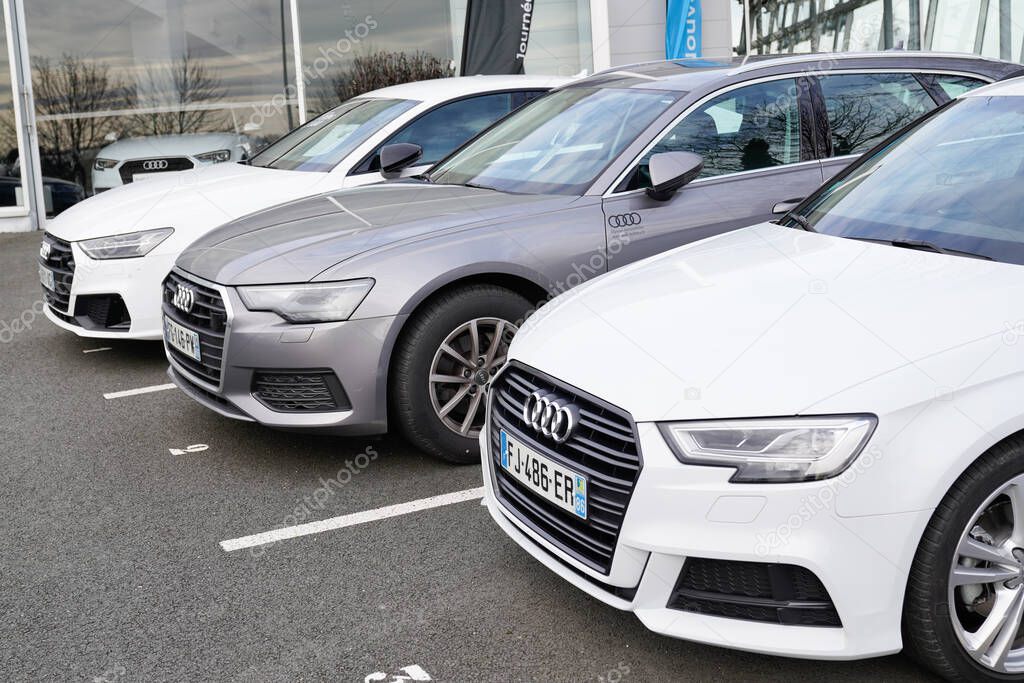 Bordeaux , Aquitaine / France - 02 02 2020 : AUDI logo car sign vehicle shop second-hand building dealership automobiles for sale rent store