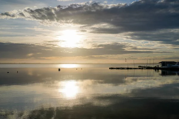 Lever Soleil Jetée Ponton Biscarrosse Coucher Soleil Ensoleillé Dans Lac — Photo