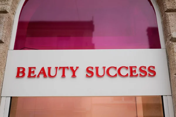 Bordeaux Aquitaine France 2020 Beauty Success Logo Store Building Shop — Φωτογραφία Αρχείου