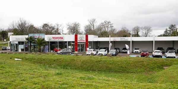 Mont Marsan Aquitania Francia 2020 Toyota Automobile Car Store Station — Foto de Stock