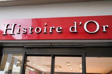 Bordeaux , Aquitaine / France - 02 21 2020 : histoire d'or logo shop commercial text sign in the street for store  jewelry brand