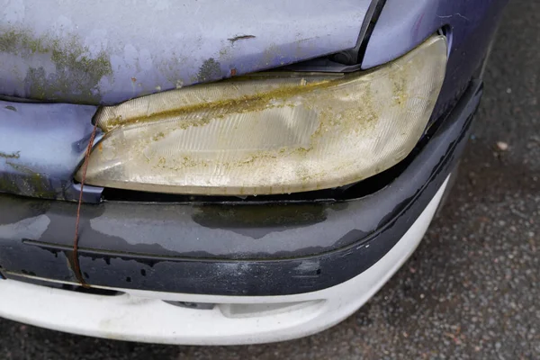 Dettaglio Fanale Anteriore Abbandonato Una Vecchia Auto — Foto Stock