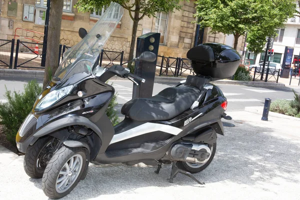 Bordeaux Aquitaine France 2020 Piaggio Mp3 Touring 400 Cm3 Scooter — 스톡 사진