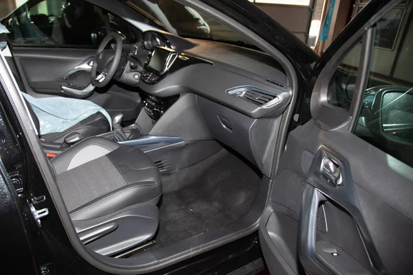 Bordeaux Akwitania Francja 2020 Range Rover Interior Kierownica Samochodowa Deska — Zdjęcie stockowe