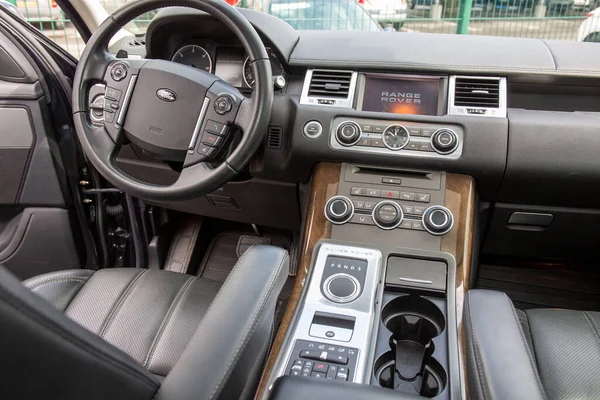 Burdeos Aquitania Francia 2020 Range Rover Volante Logotipo Signo Interior — Foto de Stock