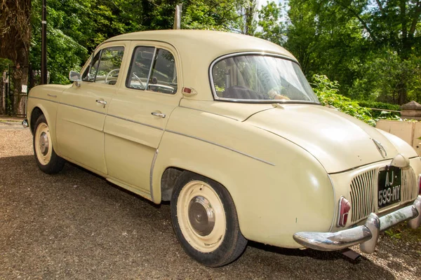 Bordeaux Akwitania Francja 2020 Ondine Dauphine Renault Vintage Oldtimer Samochód — Zdjęcie stockowe