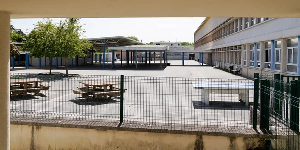 Edificio Preescolar Patios Exteriores Con Patio Recreo Escuela — Foto de Stock