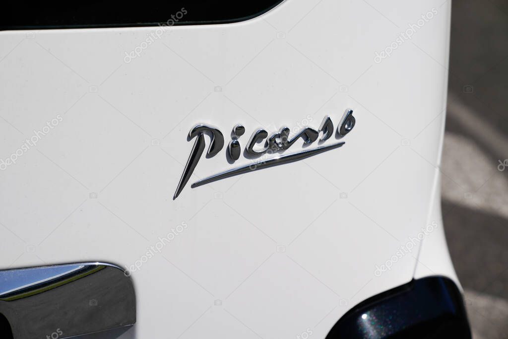 Bordeaux , Aquitaine / France - 05 05 2020 : Citroen picasso detail logo car sign French automobile manufacturer PSA Peugeot Citroen