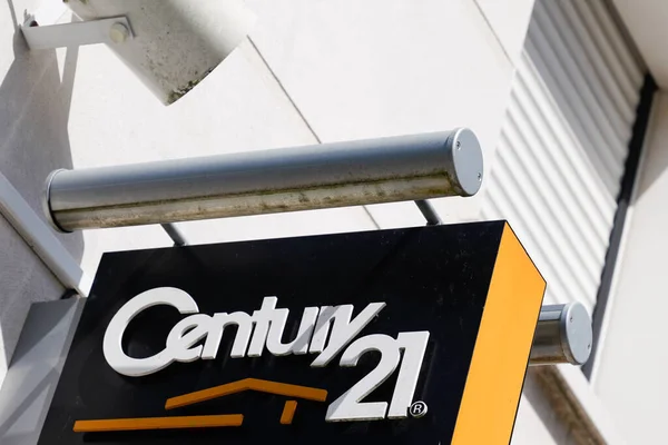 Бордо Аквитания Франция 2020 Century Подписать Логотип Черный Желтый Офис — стоковое фото