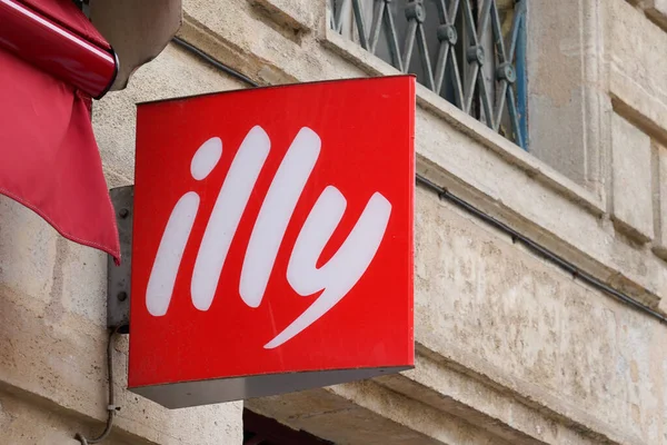 Bordéus Aquitânia França 2020 Illy Coffee Shop Red Sign Logo — Fotografia de Stock