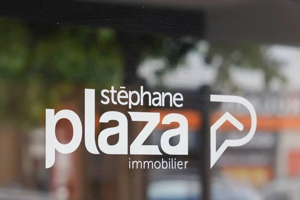 Bordeaux Aquitaine France 2020 Setphane Plaza Sign Logo Real Estate — Stock Photo, Image