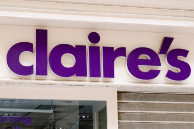 Bordeaux, Aquitaine / Fransa - 05 05 05 2020: Claire 'in dükkan logosu ve mağaza için imza