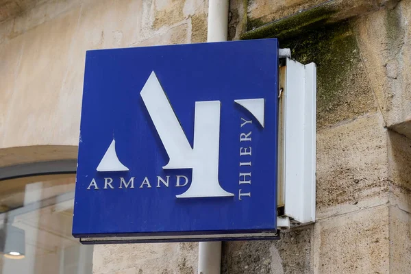 Burdeos Aquitania Francia 2020 Logotipo Marca Armand Thierry Firma Tienda — Foto de Stock