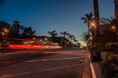 Köşe kahvehane küçük kasabasında gerçekleşen saldırmaya