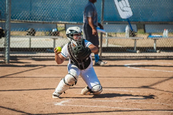 Arm loaded and ready to throw — Stock Photo, Image