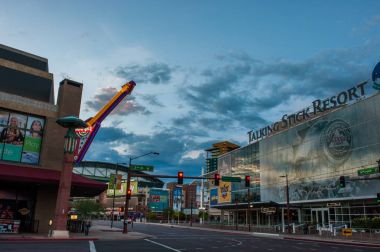 Yiyecek ve içecek serbestçe otelde spor takımları var akış.