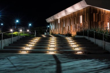 Ventura College, artan, parlak, Bina, kampüs, kolej, eğitim, ışıklar, okul, merdiven, adımları, lisans, kadar yazı işleri, ışıklı, yol, karanlık, akşam, gece