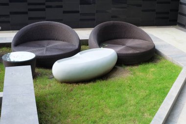 Bahçe sandalye ve masa için Relax arka plan açık