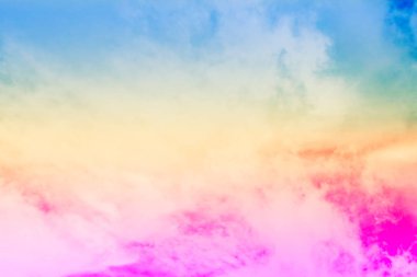 Bulutlar gökyüzü doğa. Pastel renkli gradyan pembe, mavi turuncu arka plan büyük herhangi bir kullanım için.