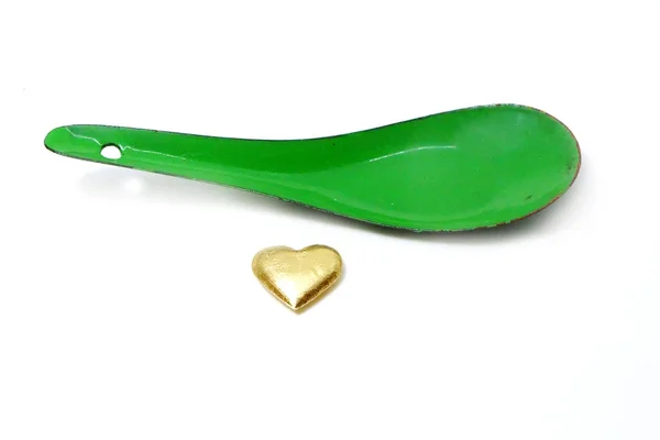 Gold Heart Love Concept Cuillère Zinc Vert Avec Des Formes — Photo