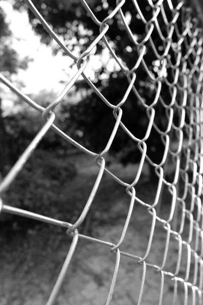 Abstract Curved Steel Fence Modern Aluminium Black White Texture Background — Stock Photo, Image