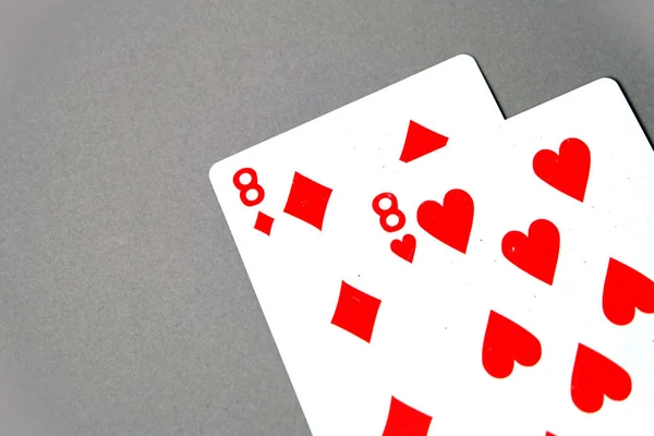 Åtta Hjärta Spelkort Röd Spader Spelkort Spelet Isolerade Grå Bakgrund — Stockfoto