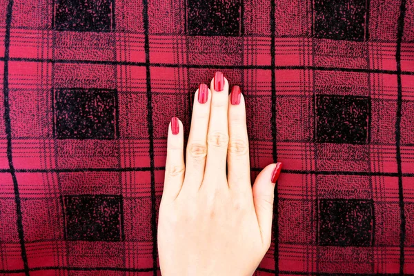 Belleza Manicura Roja Uña Con Gel Polaco Mano Mujer Con — Foto de Stock