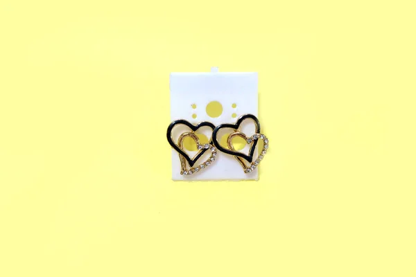Bague Oreille Avec Diamants Pour Amour Fermer Boucle Oreille Coeur — Photo