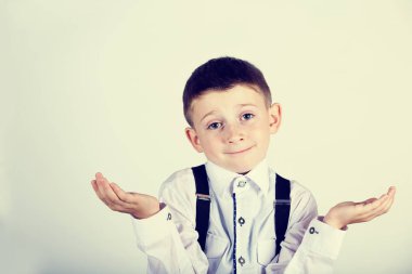 Karışık küçük çocuk jest