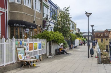 Valparaiso, Şili'nin renkli binalar