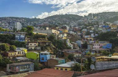 Valparaiso, Şili'nin renkli binalar