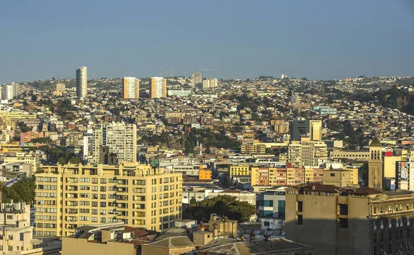 Lanscape beatiful da cidade de Valparaiso na hora do dia — Fotografia de Stock