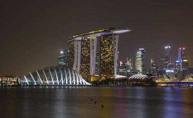 marina defne waterfront Singapur güzel lazer gösterisi