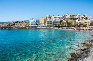 Agios Nikolaos şehir ve Voulismeni Gölü, Crete, Yunanistan