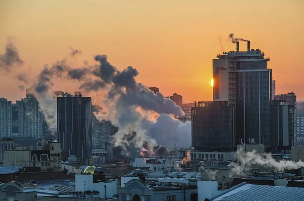 Kiev şehir günbatımı manzaralı Kiev, Ukrayna