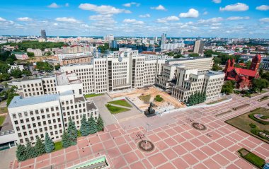 Beyaz hükümet Parlamento Binası ve Lenin heykeli bağımsızlık Meydanı Minsk, Beyaz Rusya