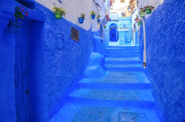 Mavi kapı mavi şehir: Chefchaouen