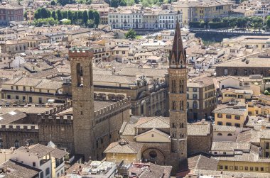 Palazzo Vecchio için çatılar eski şehir Floransa üst görünümünde Kulesi