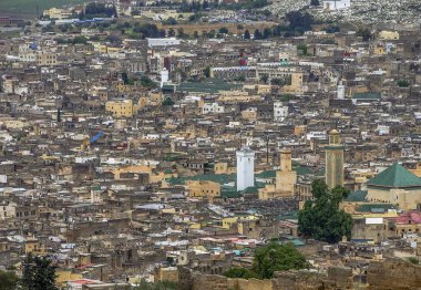 Fez - Fas içinde Bab Guissa kapısında Camii