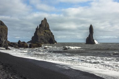 Reynisfjara plaj İzlanda Vik yakın '