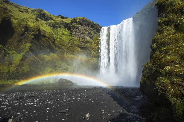 Skogafoss şelale, İzlanda — Stok fotoğraf