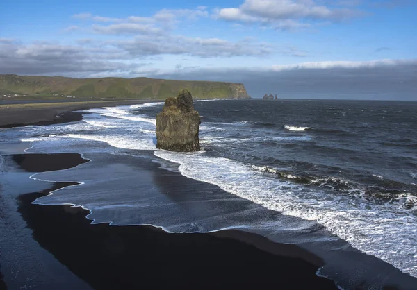 Siyah kum Beach - İzlanda