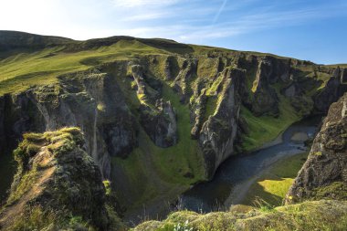 fjadrargljufur Kanyonu, İzlanda